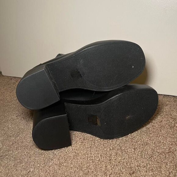 Black Leather Chelsea Boots - Picture 6 of 6